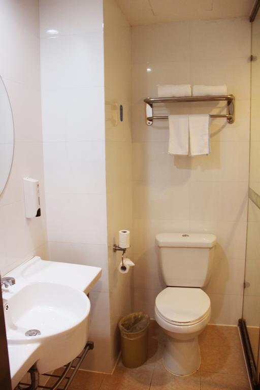 Hanting Hotel Tianjin Yibin Road Metro Station Chambre photo